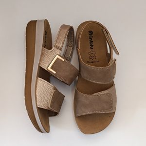 Πολύ όμορφο γυναικείο πέδιλο. COMFORT. Πολύ αναπαυτικό. Δερμάτινο πάτο.FΤΑΙ0200